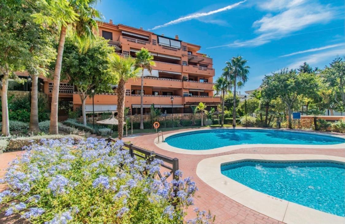 Apartamento Milla De Oro Marbella Exterior photo